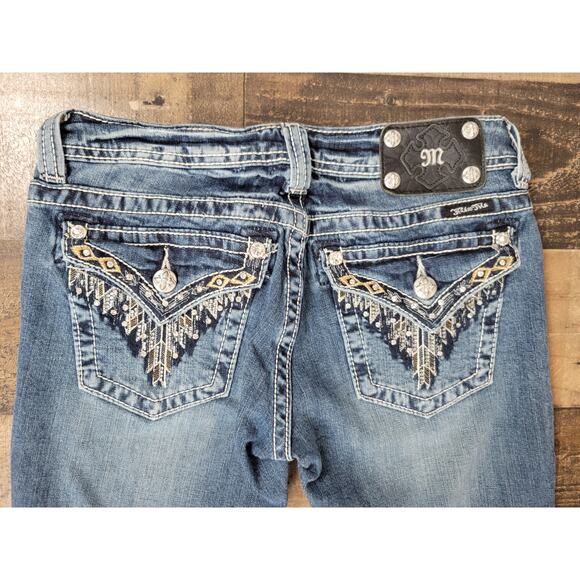 Miss Me Womens 28 Denim Blue Jeans Indian Feathers Rhinestones Boot Cut JW5617BV - Picture 1 of 8